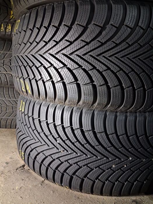 255/40 R20 Maxxis Premitra шини б/у Пара