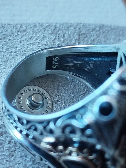 Огромныйсеребряный мужской перстень