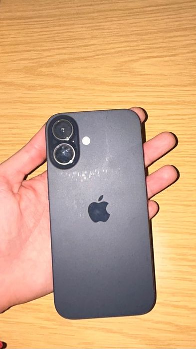 IPhone 16 preto