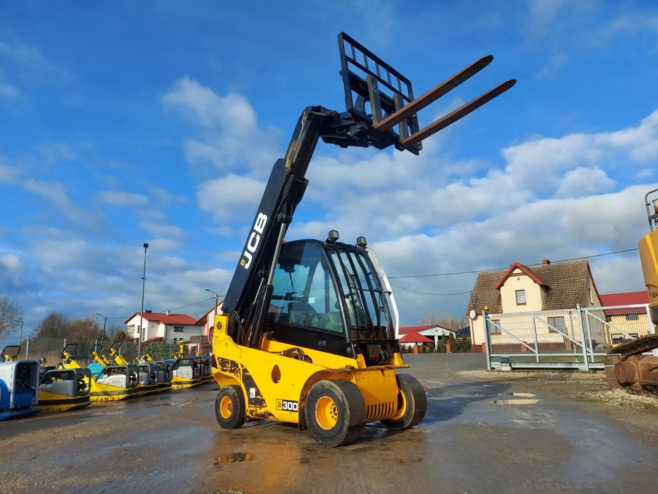 JCB TLT 30 D Teletruk  Ładowarka teleskopowa JCB TLT 30 D / 08r. Teletrak  35 MANITOU BT 420