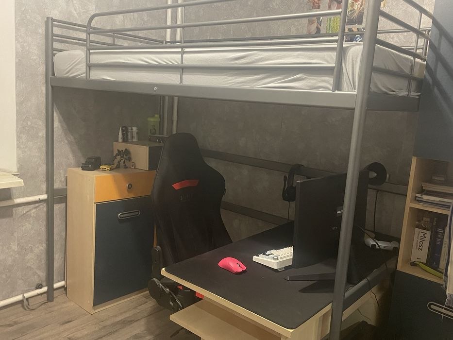 Łóżko na antresoli Ikea