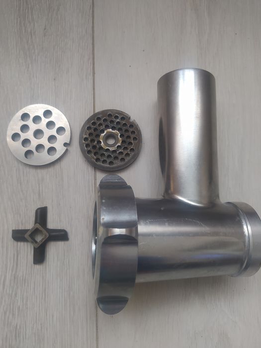 Електро мясорубка