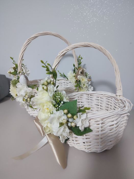 Zestaw koszyczków wielkanocnych