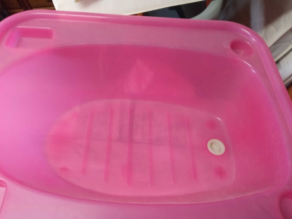 Artigos de bebe carrinho, ovo, espreguiçadeira, alcofa, berço, etc