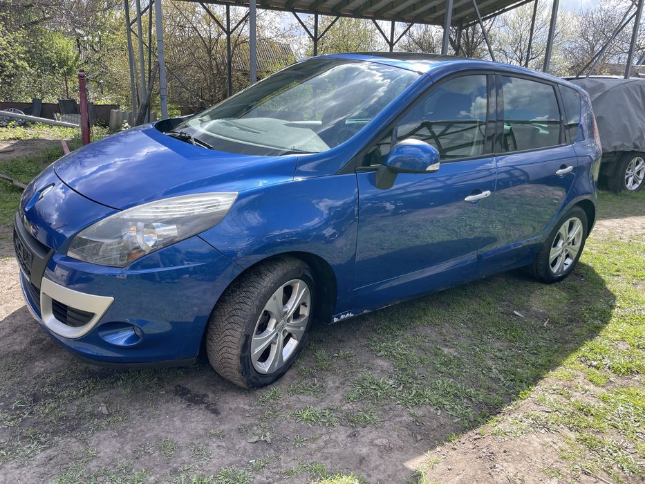 Авторозборка Рено Сценік 3  двері ляда бампер