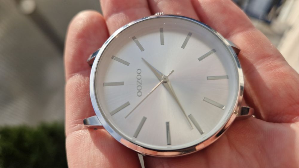 Zegarek Oozoo w ładnym stanie