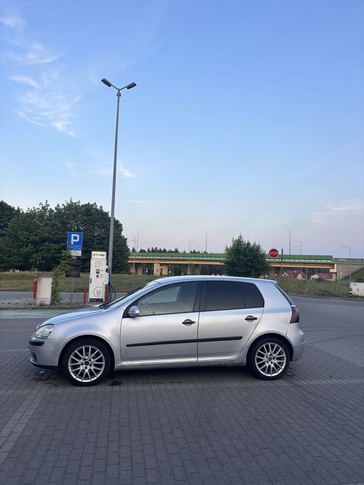 Volkswagen golf 5 1.9 tdi 2004r.