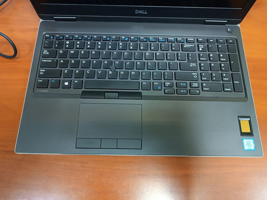 Ноутбук ігровий Dell Precision 7540 i5-9400H/16GB/Nvidia T2000/256GB