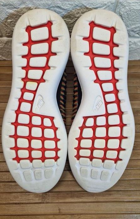 Продаються кросівки Nike(25.5см)