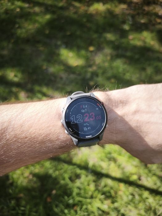Годинник Garmin Forerunner 255