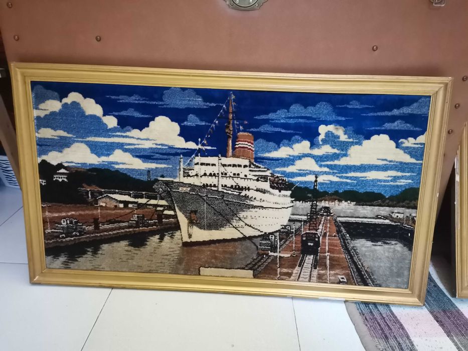 Quadro de tapete com barco