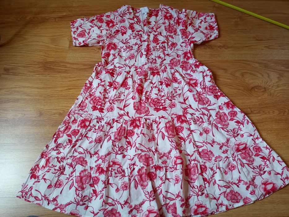 Sukienka bawełniana bufki róże  36