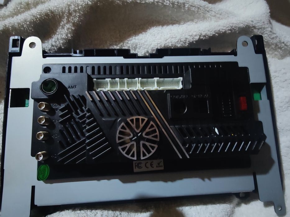 Штат. магнітола Mercedes-Benz Vito, Viano, W639, W203, W209, W463 2/32