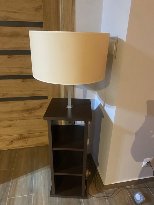 Sprzedam szafke z lampa