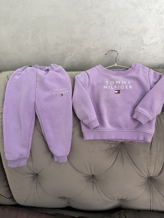 Дитячий спортивний костюм tommy hilfiger ОРИГІНАЛ з США розмір 18 міс