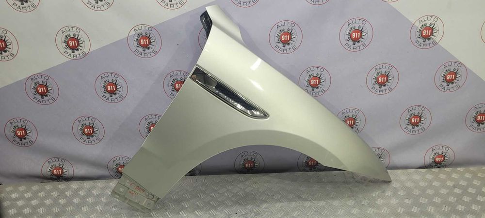 Крило прве переднє на Jaguar F-Pace 2017-2023