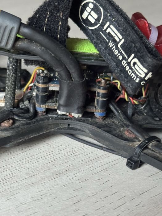 Drone FPV 5 polegadas - com baterias