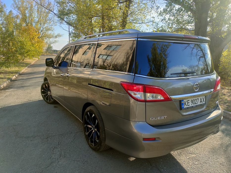 Продам 7-містний мінівен Nissan Quest 2017р.3.5 бензин