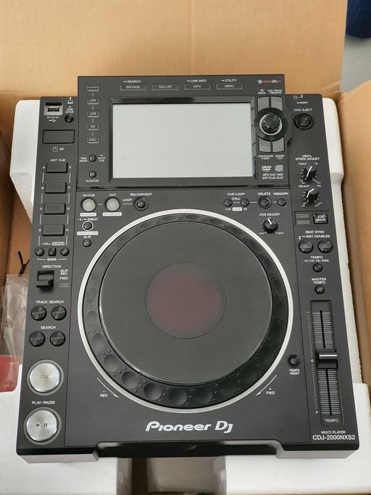 Pioneer CDJ 2000 NXS2