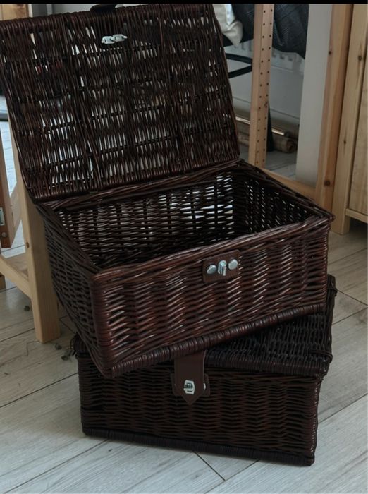 Kosz kufer wiklinowy piknikowy brązowy.