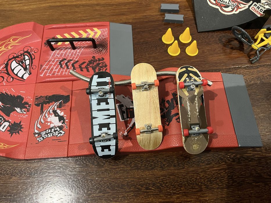 Obstaculos de fingerboard, skates, bicicleta etc