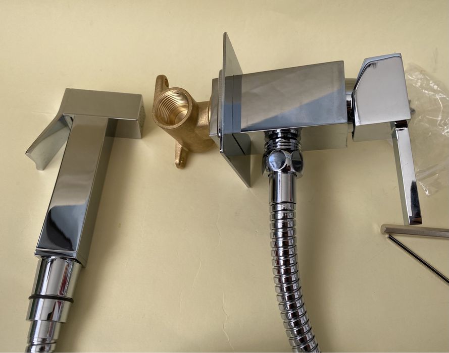 Смеситель для гигиенического душа