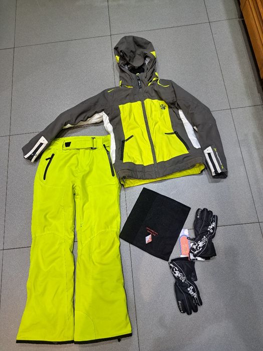 Костюм лижний для дівчинки на зріст 155см.