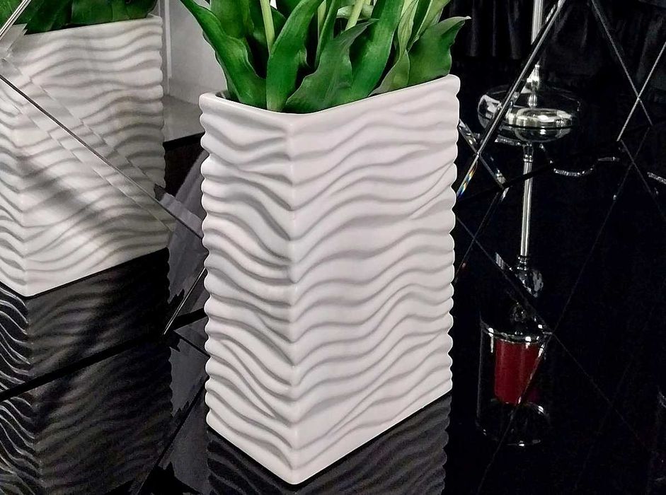 Wazon na kwiaty biały duży flakon ceramiczny prostokątny 23cm
