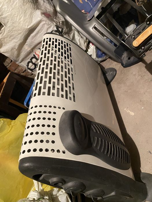 Grzejnik jak na zdjęciach 1800W