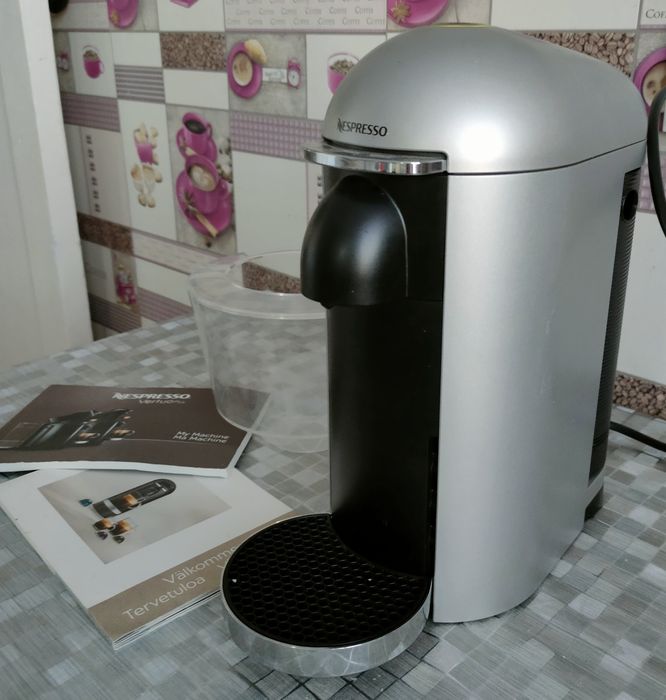 Капсульная кофеварка Nespresso Vertuo