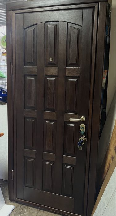 Двері вхідні Броньовані  РОЗПРОДАЖ