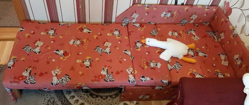 Диван диванчик ліжко дитяче