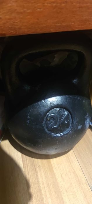 Продам гири 16кг и 24кг