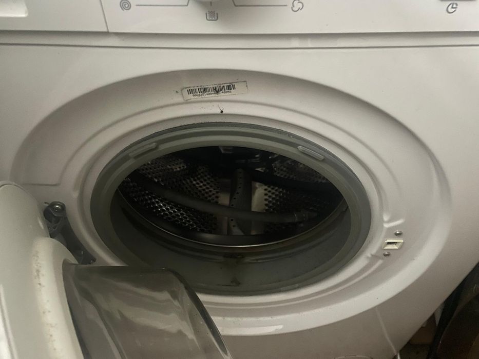 Selling a washing machine432187030802933761