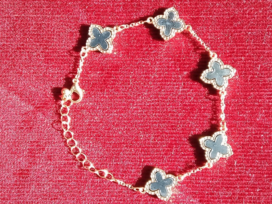 Bijuterias Moda pulseiras e anéis dourados (entrega imediata)