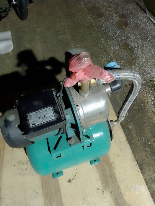 Водяний насос (гідрофор)