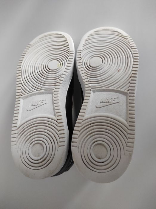 Nike Ebernon Mid r. 38.5