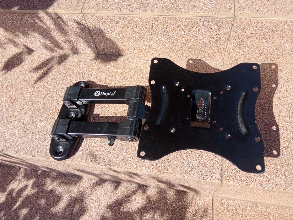 Кронштейн настінне кріплення для монітора 17-32’’ XDigital SA245 Black