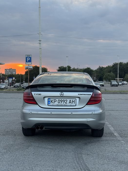 Mercedes-Benz C-Class 2002 VIN WDB2037471A255425 фото оголошення 3 з 8