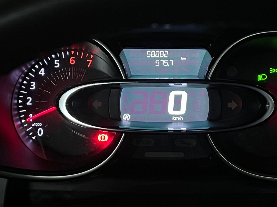 Renault Clio 0.9 TCe Limited Bi-Fuel