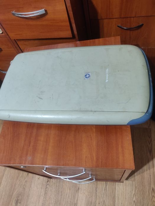 Продам сканер  HP scanjet 3500c
