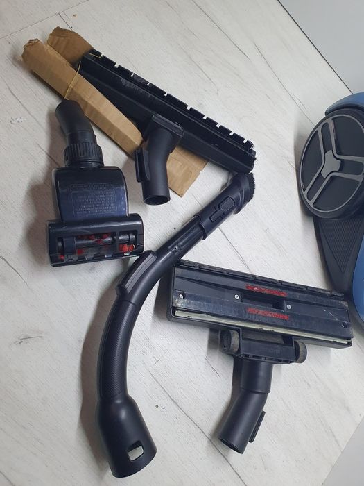 Rowenta Compact Power Xxl Odkurzacz, Niebieski, 550W 220V