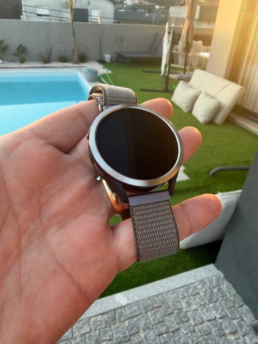Samsung Galaxy Watch 4