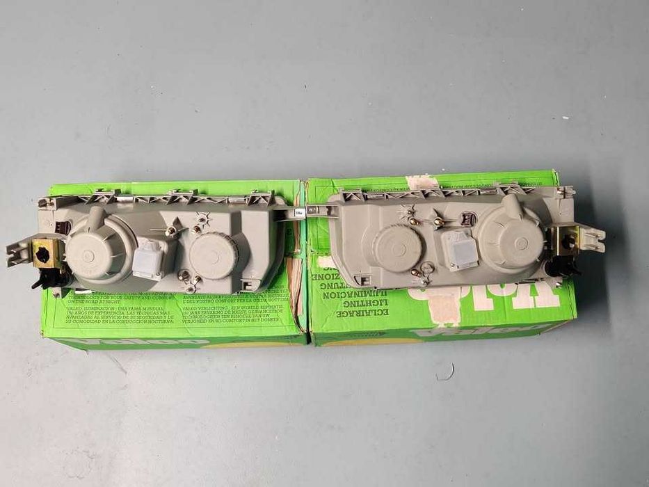 Conjunto de farois para Renault 9 e 11 Turbo - Originais