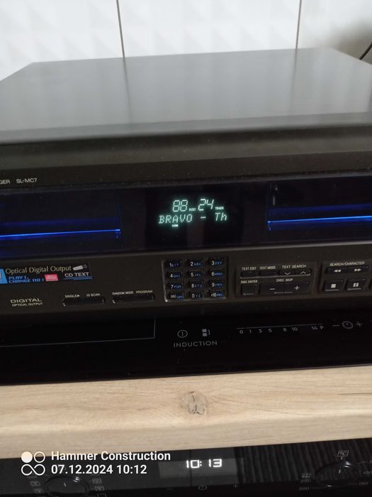 Mega Unikat  Super Zmieniarkę Technics SL-MC7 + Pilot CD TEXT