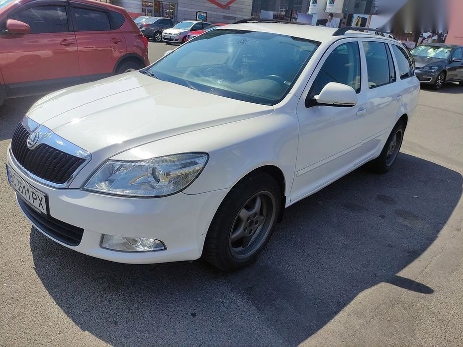 Автомобіль Skoda Octavia A5 2011 / 1.6  / дизель, механіка.