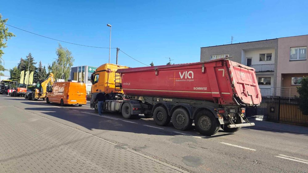 Wywóz Gruzu Papy Ziemi Kontener od 12 m3 Hakowiec Wywrotka Odpady