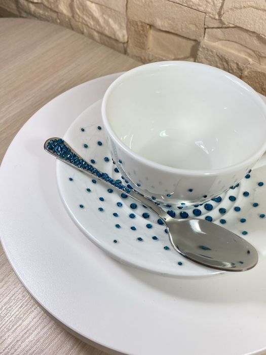 Чашка зі стразами