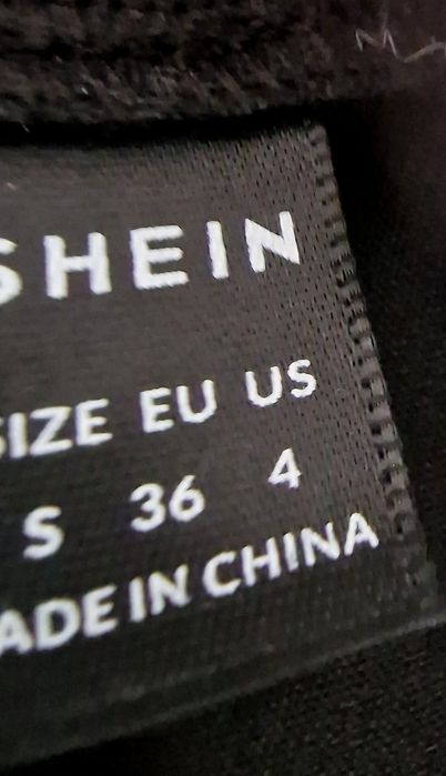 Czarne body " Shein".
