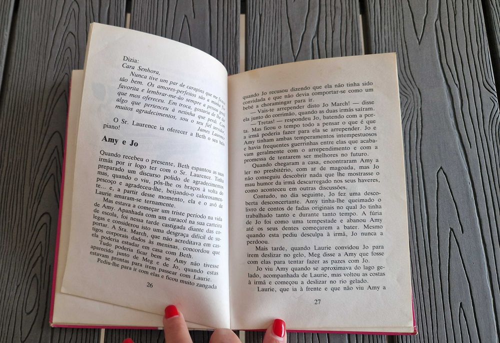 Livro "As mulherzinhas"